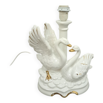 Cygnes en porcelaine avec des détails en or vintage