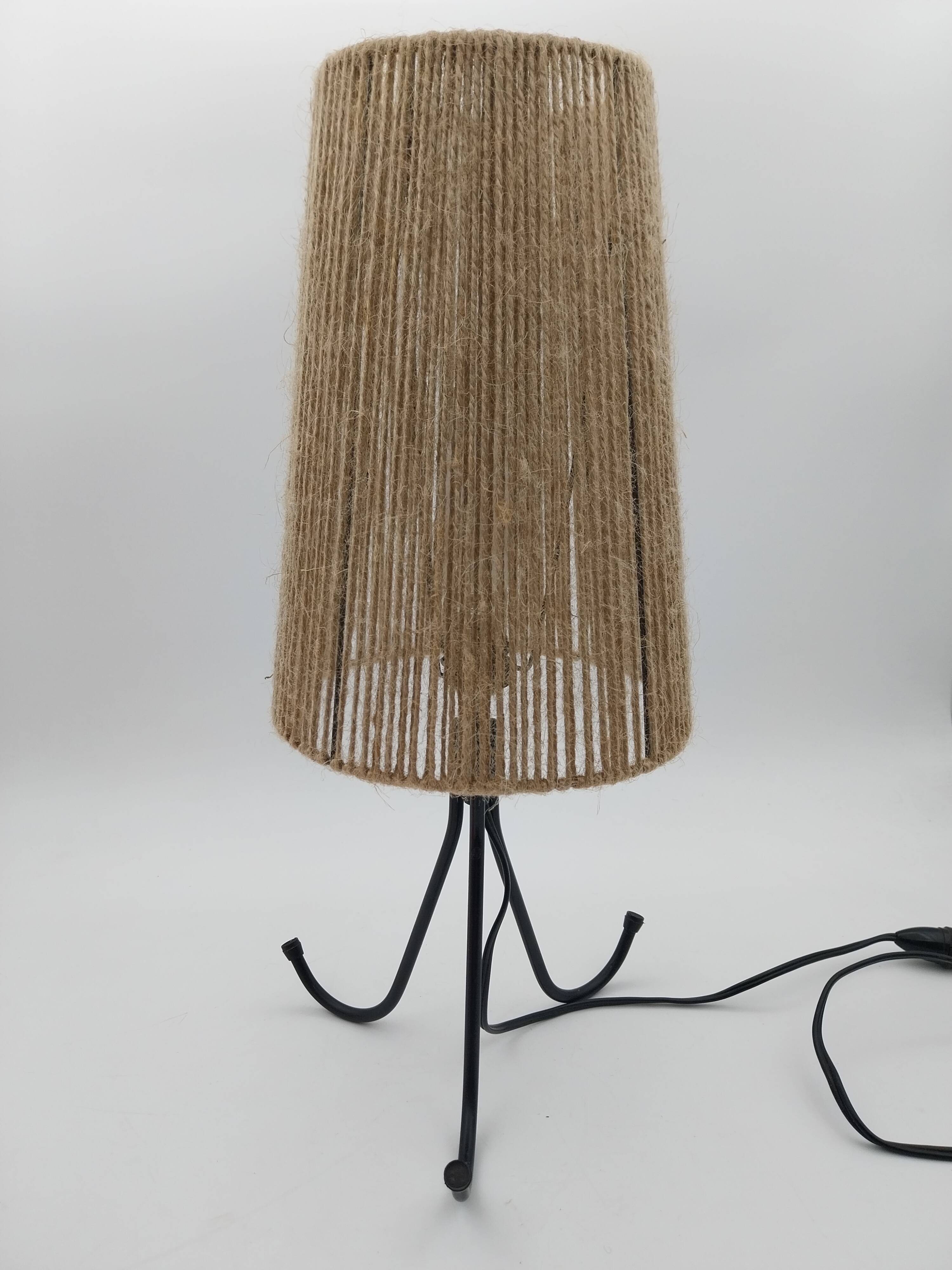 Vintage tripod lamp with rope shade