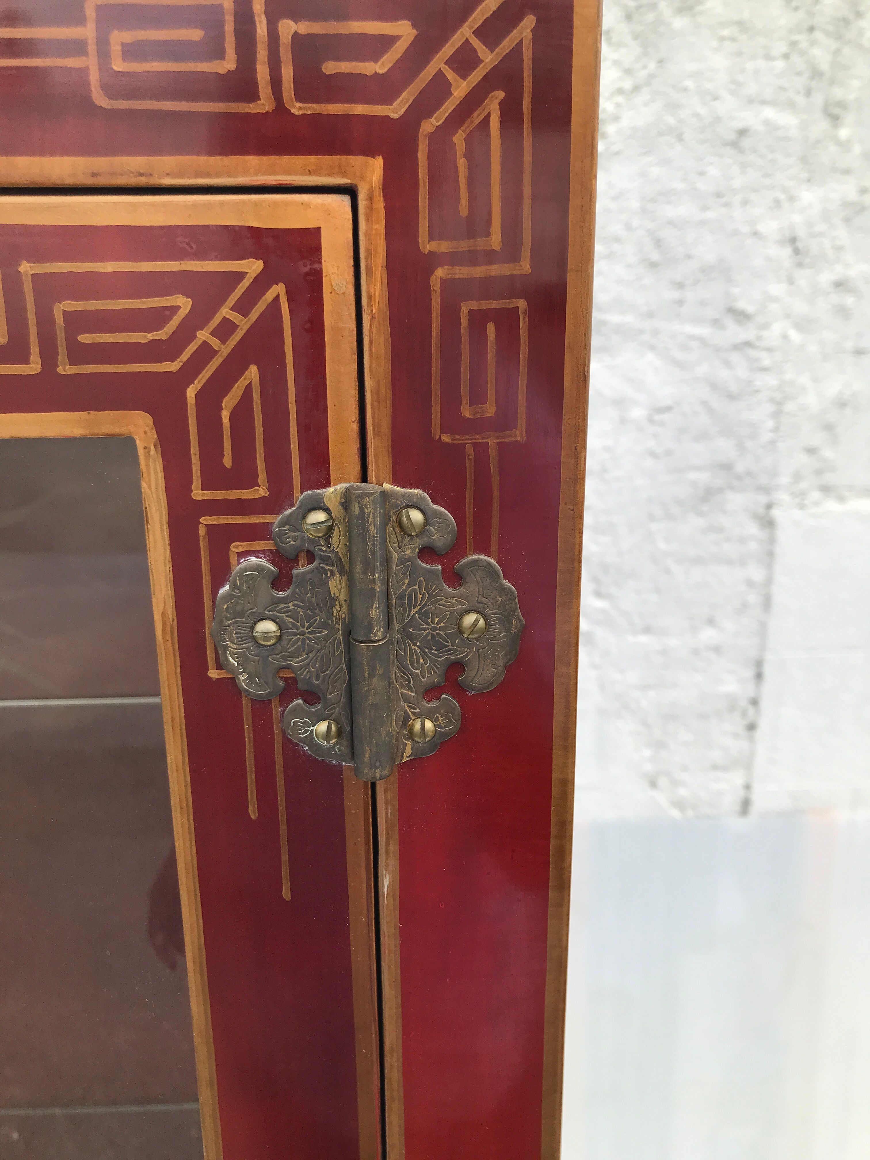 Vintage Chinese showcase