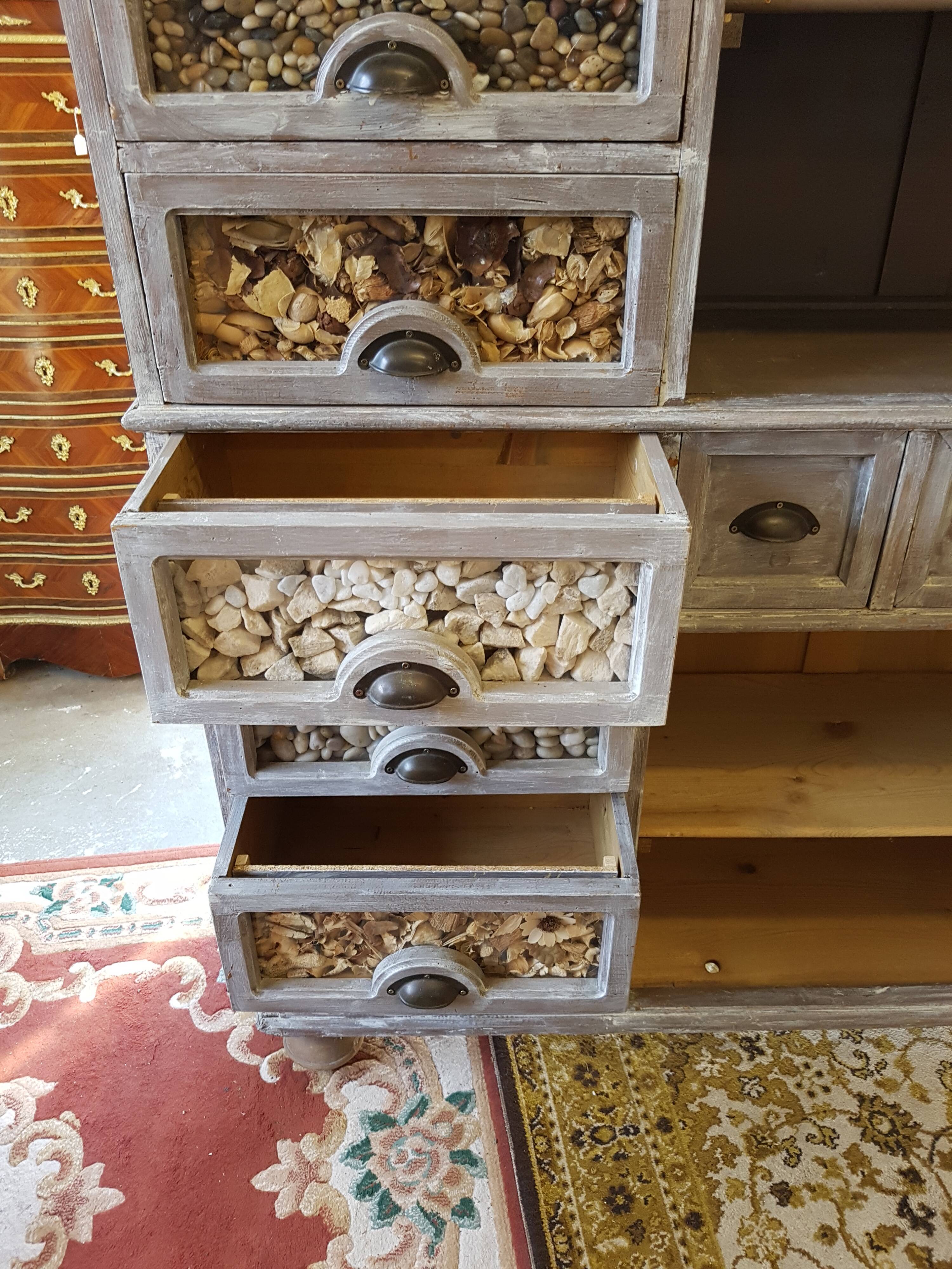 Grain-style storage furniture