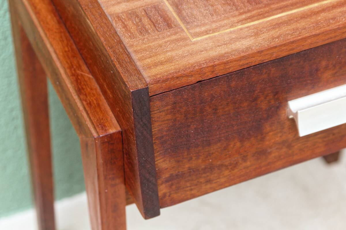 Table de chevet, teck et palissandre