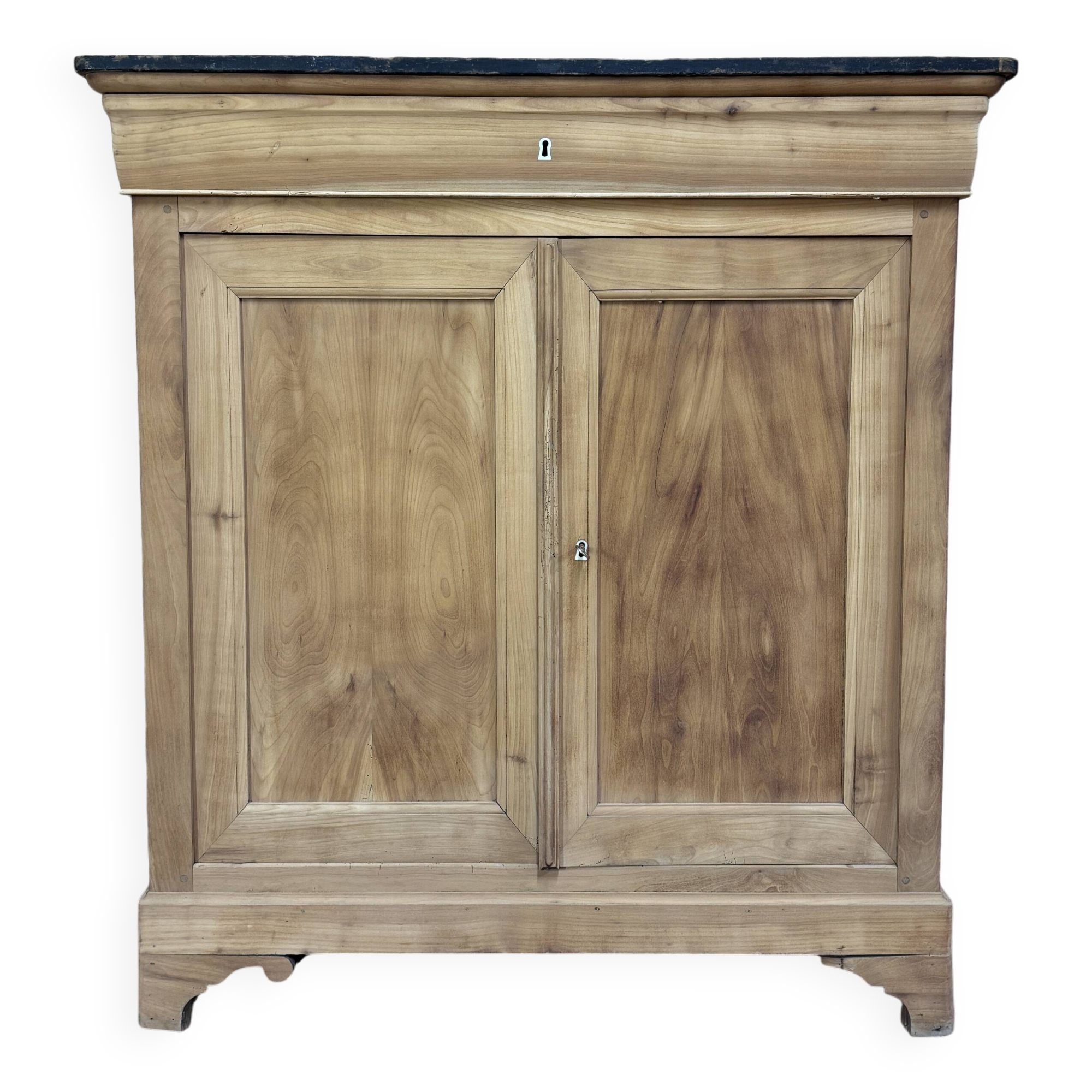 Buffet parisien en merisier