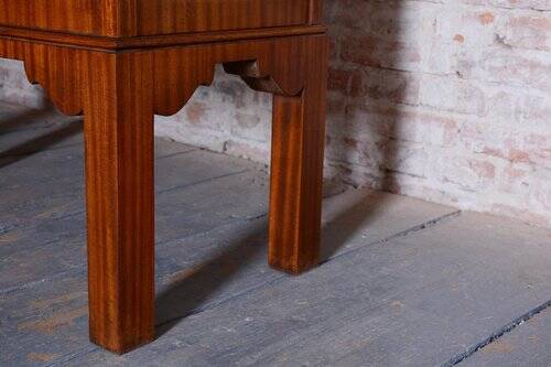 Czech Art Deco Display Cabinet in Mahogany and Glass, 1930s