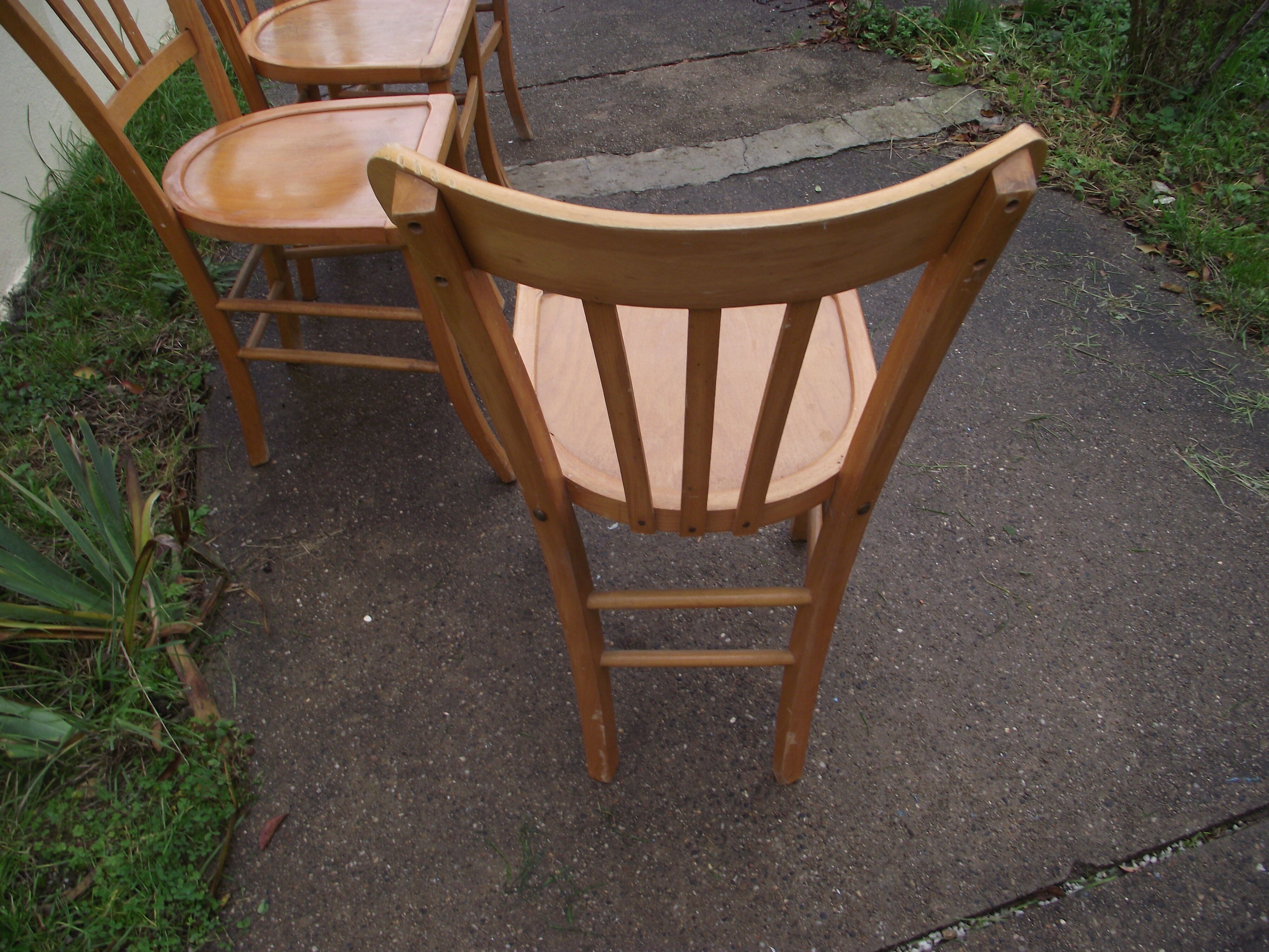 4 bistro chairs