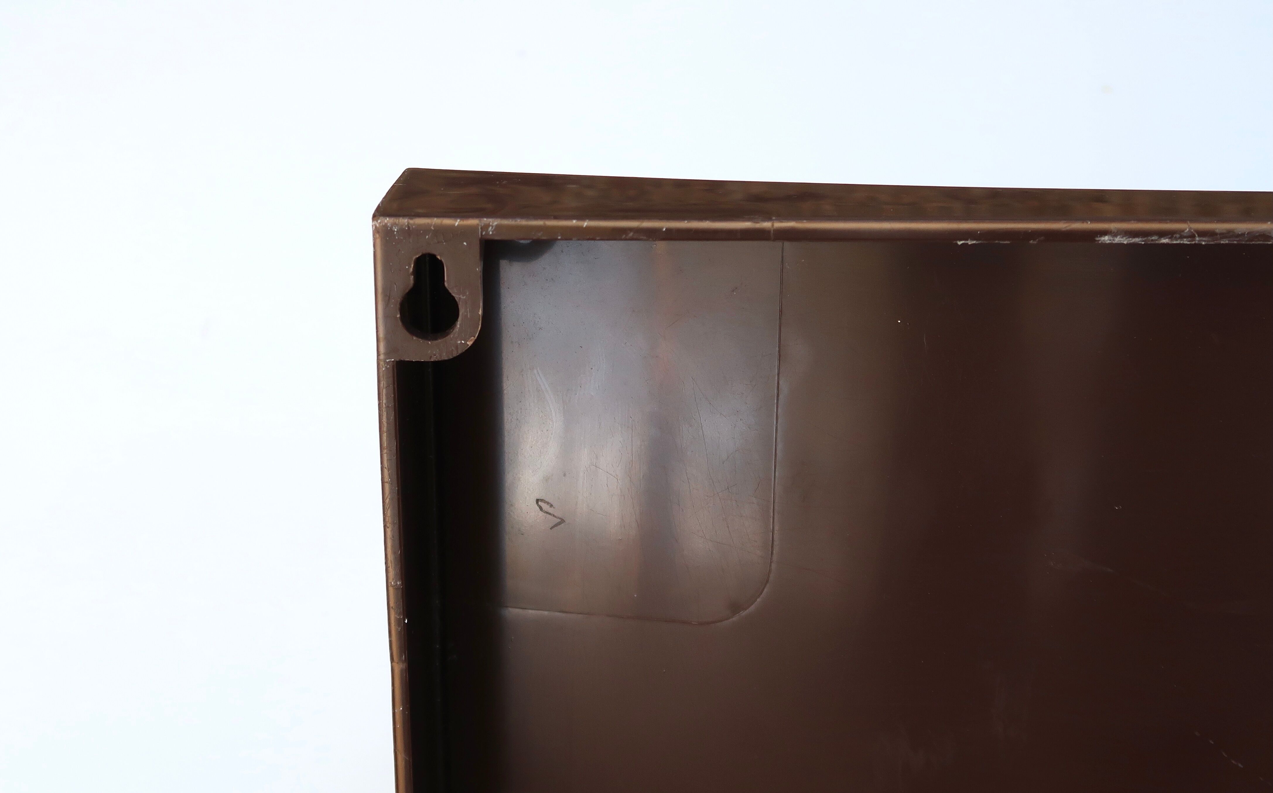 Etagère murale marron en plastique années 70