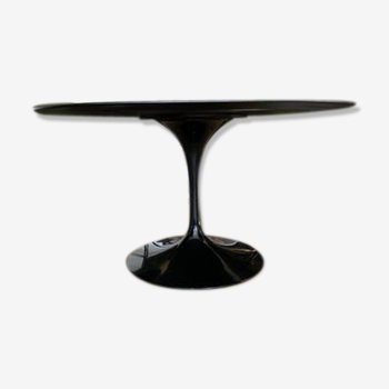 Table Tulip par Eero Saarinen pour Knoll