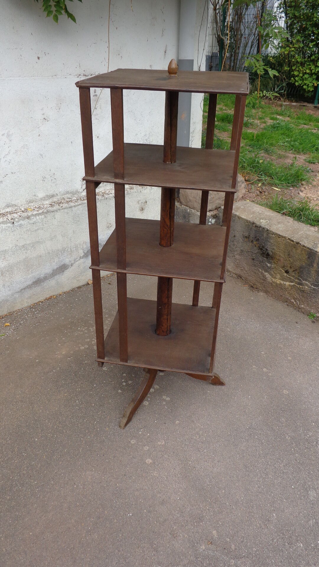Bibliothèque tournante
