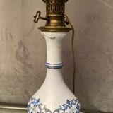 Old Paris porcelain lamp on nineteenth century bronze frame