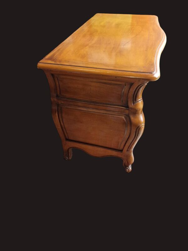 Commode bois massif copie d'ancien
