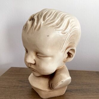 Buste d'enfant en résine d'Antoine Paridon, signé 240 AP