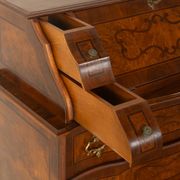 Commode secrétaire italienne, vers les années 1920.