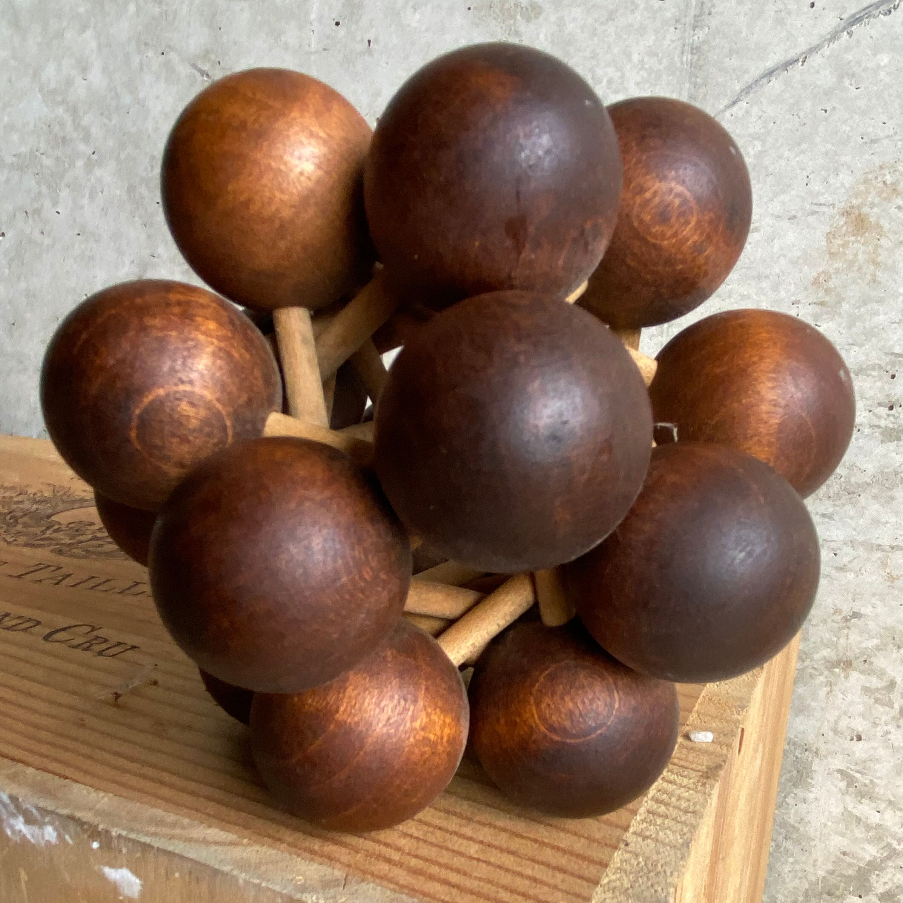 Wooden atom