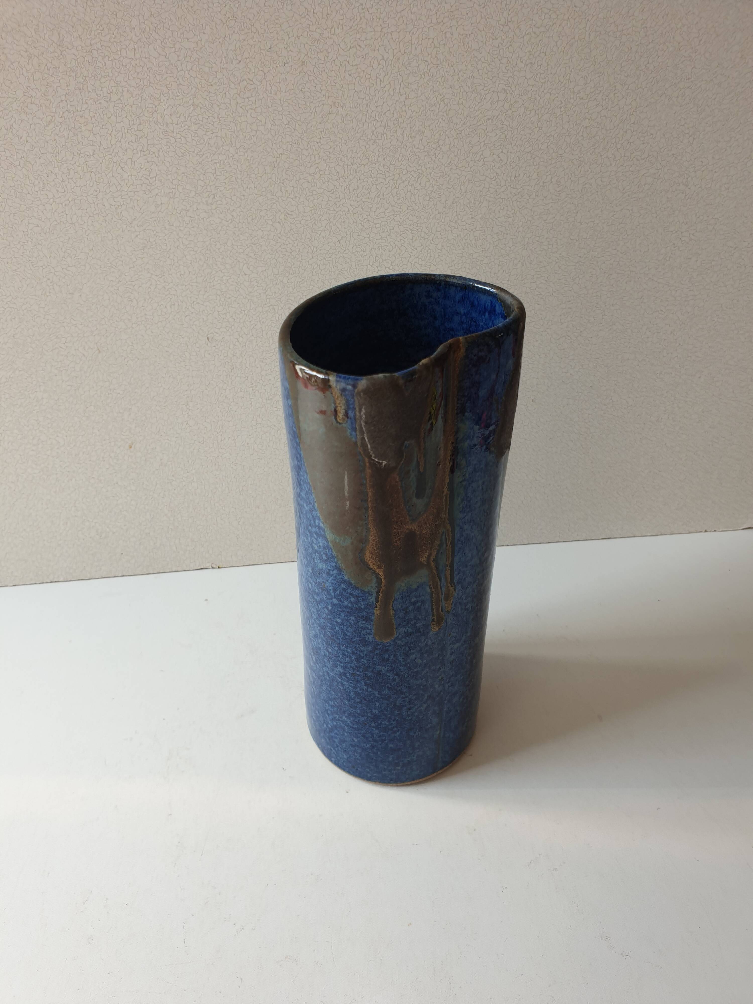 Ceramic vase with blue cover Signed Jean CACHELEUX (Puisaye)