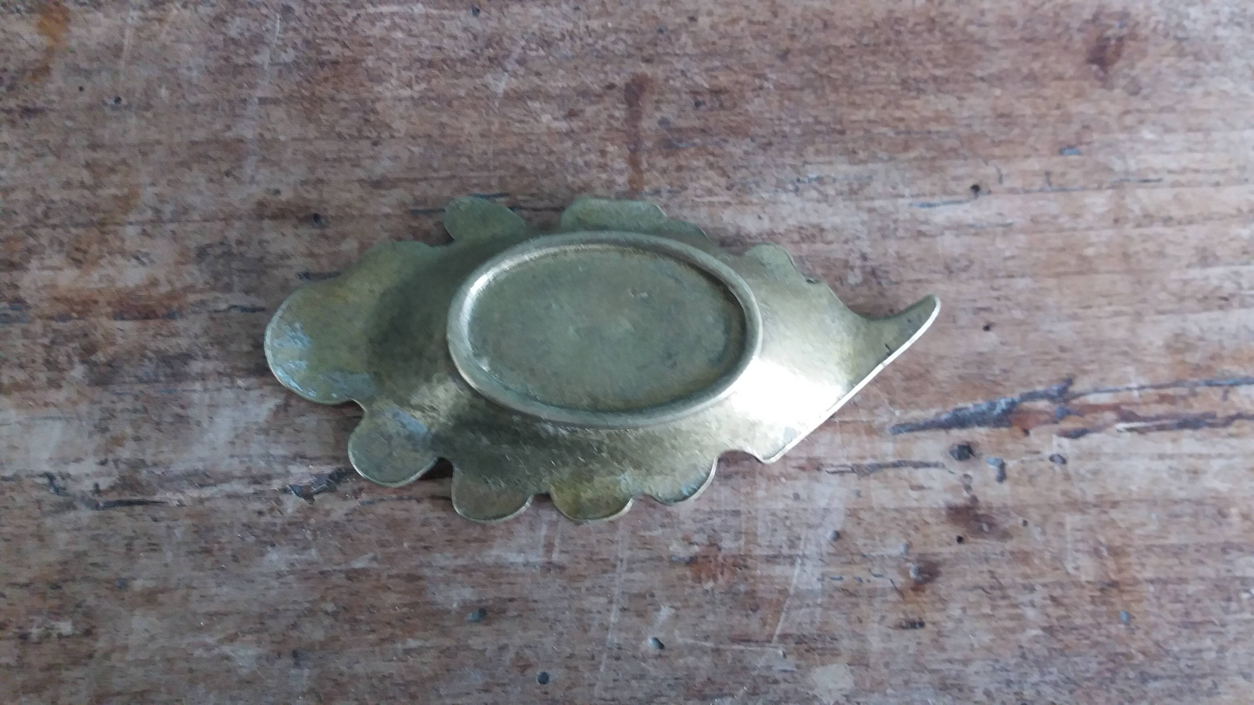 Cendrier feuille de chêne en bronze ou laiton