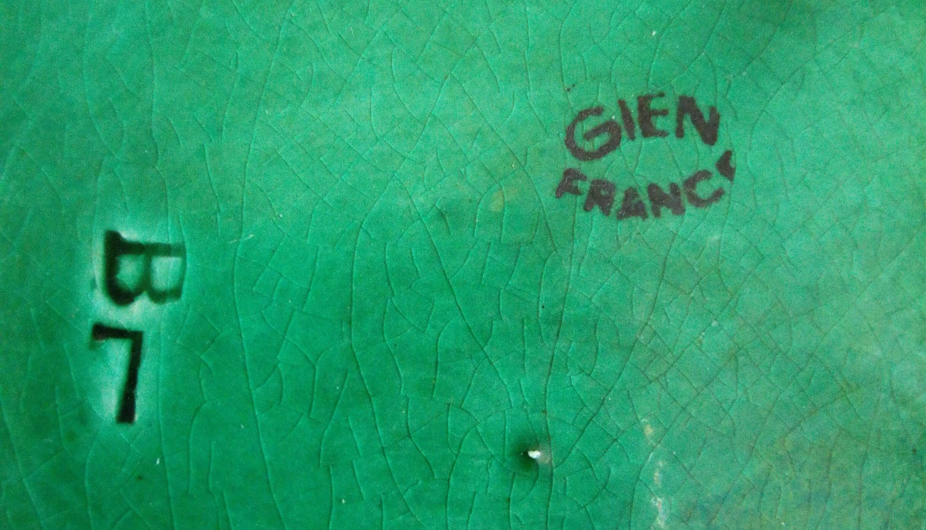 Gien slip dish