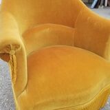 Vintage toad armchair- Golden yellow velvet.