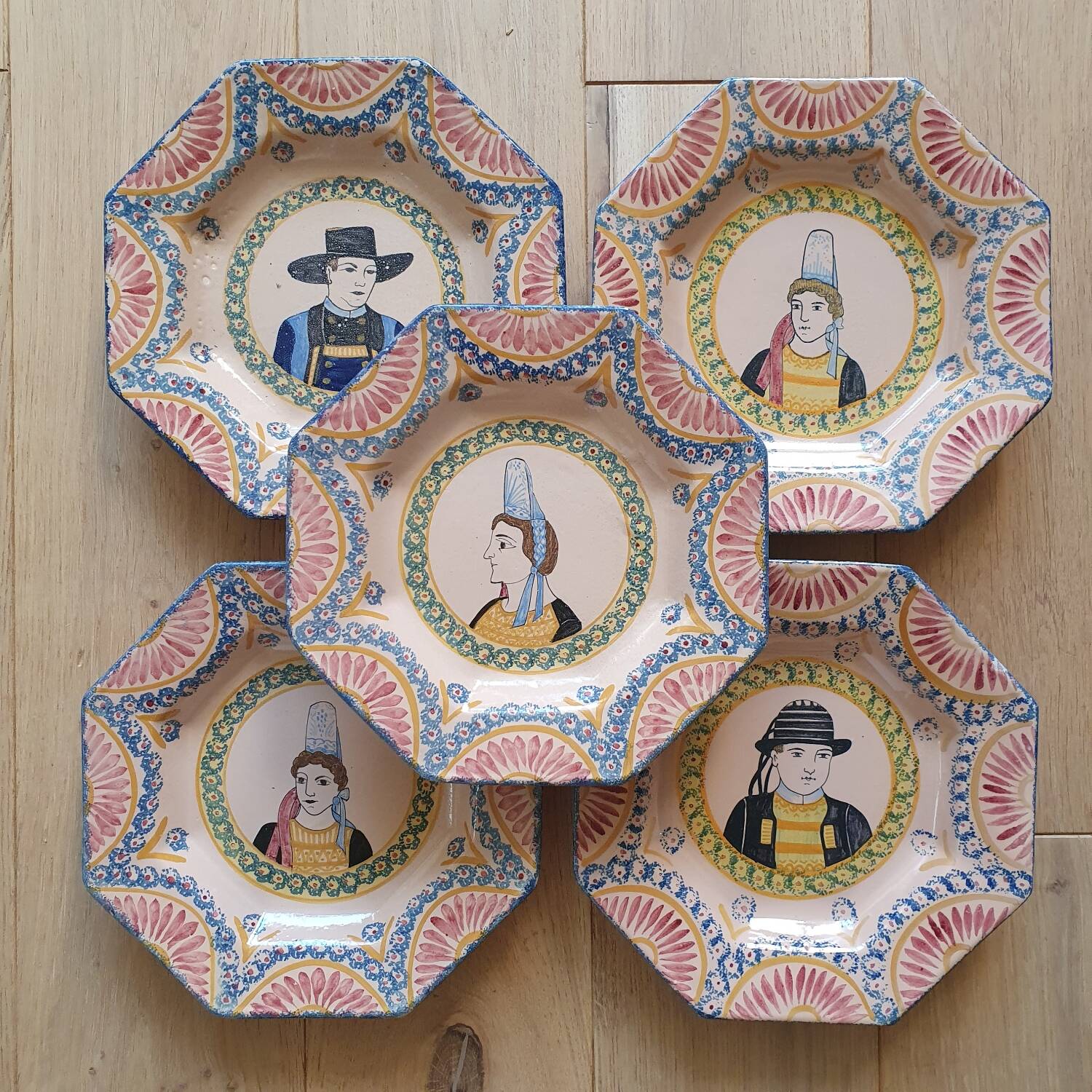Set of 5 Henriot Quimper soup plates