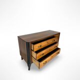 Elegant Italian chest of drawers, 1940s.