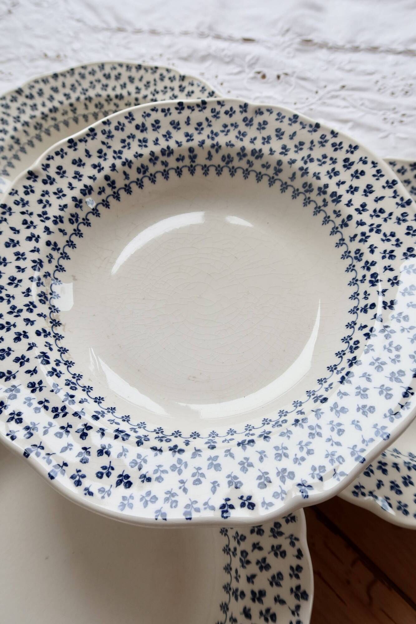 4 vintage Gien deep plates – Ivory earthenware with blue flowers