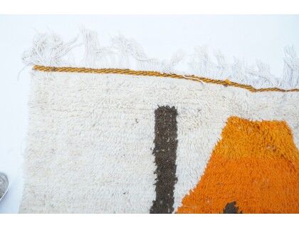 Colorful Berber carpet 258x149 cm