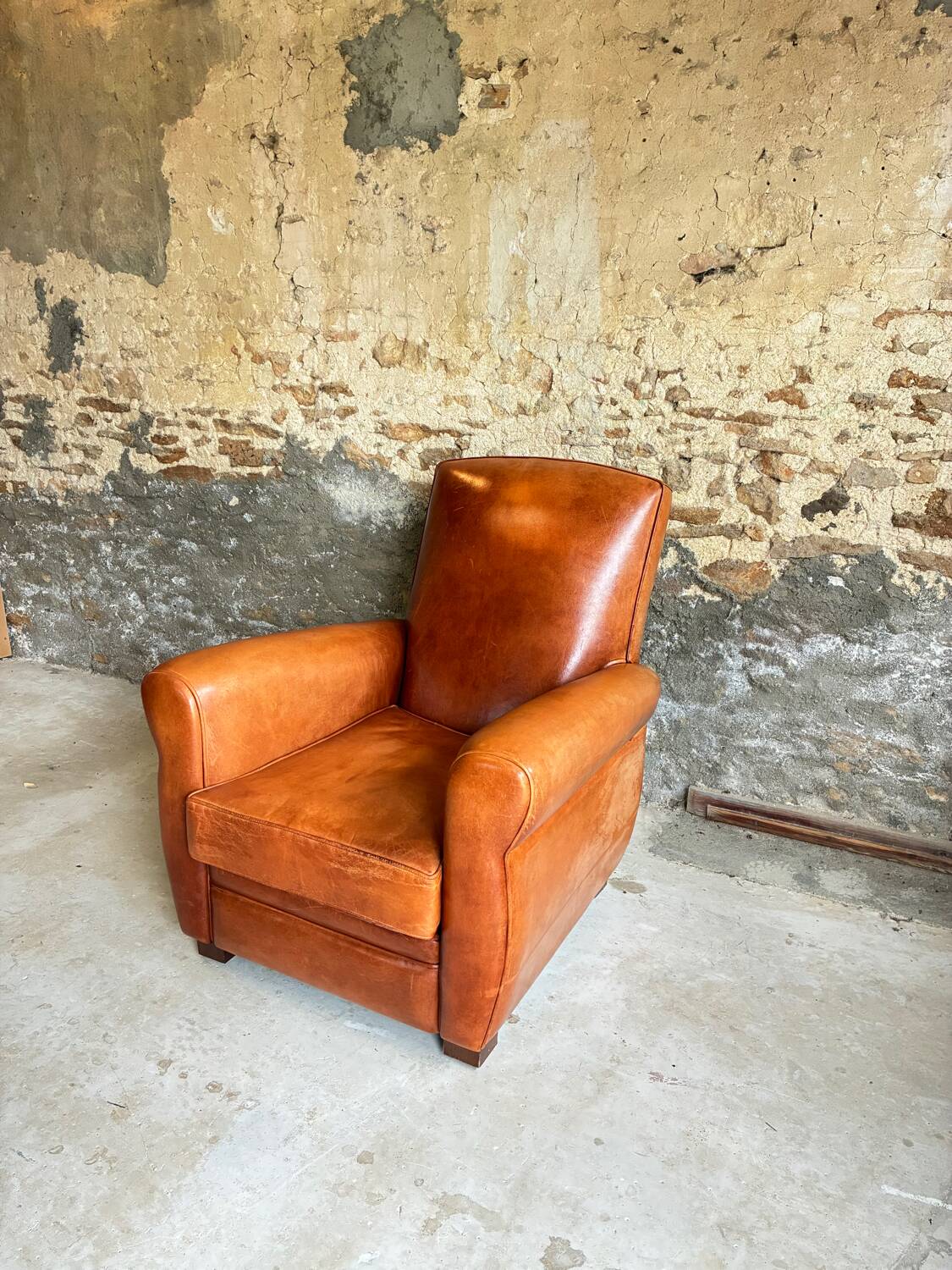 Lot de 4 fauteuils club, Cognac