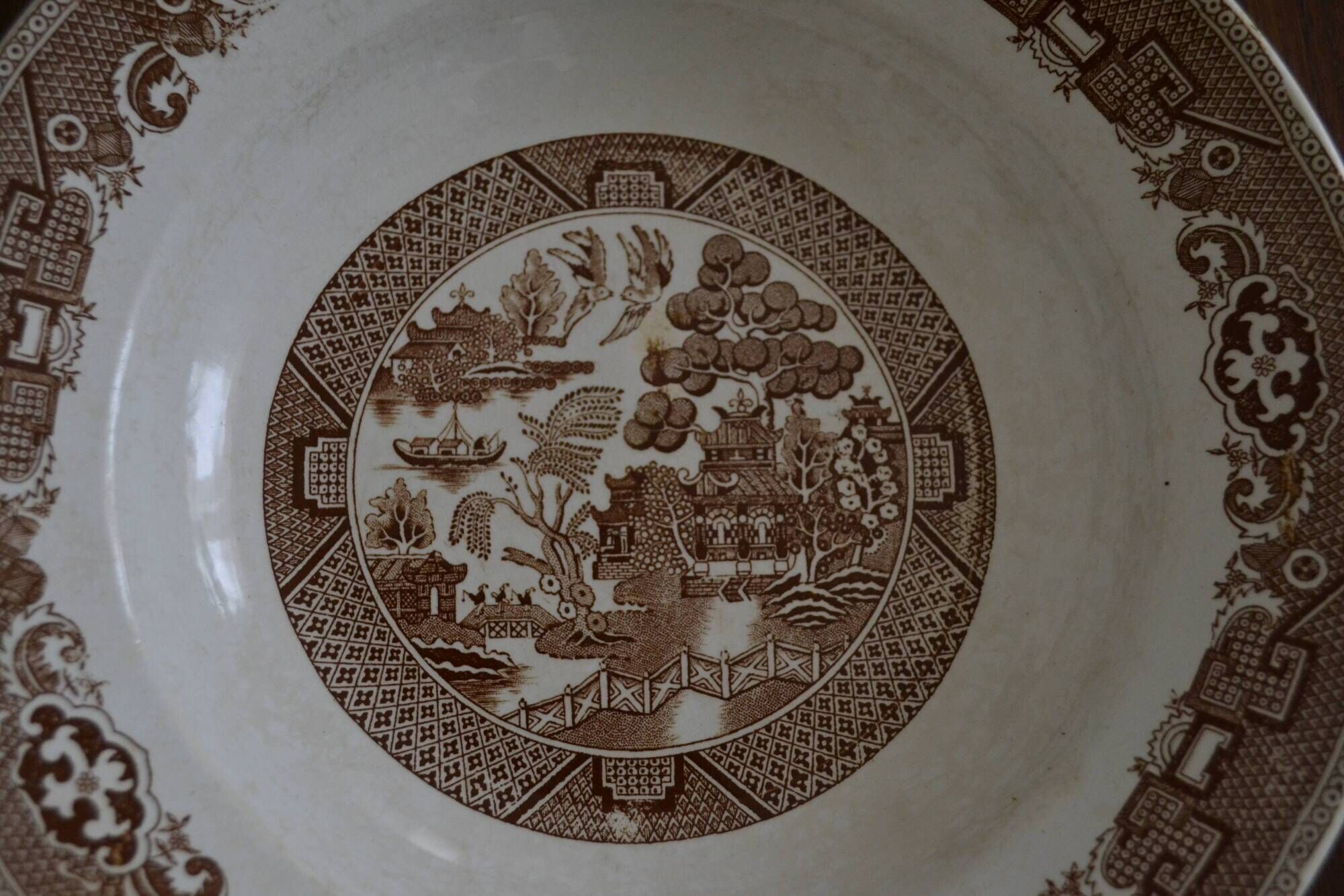 Orientalist hollow dish of Saint Amand, WiIllow model