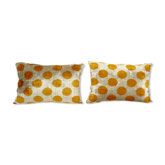 Pair of cushions