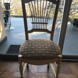Lot of 6 chairs in solid beech pattern sheaves.