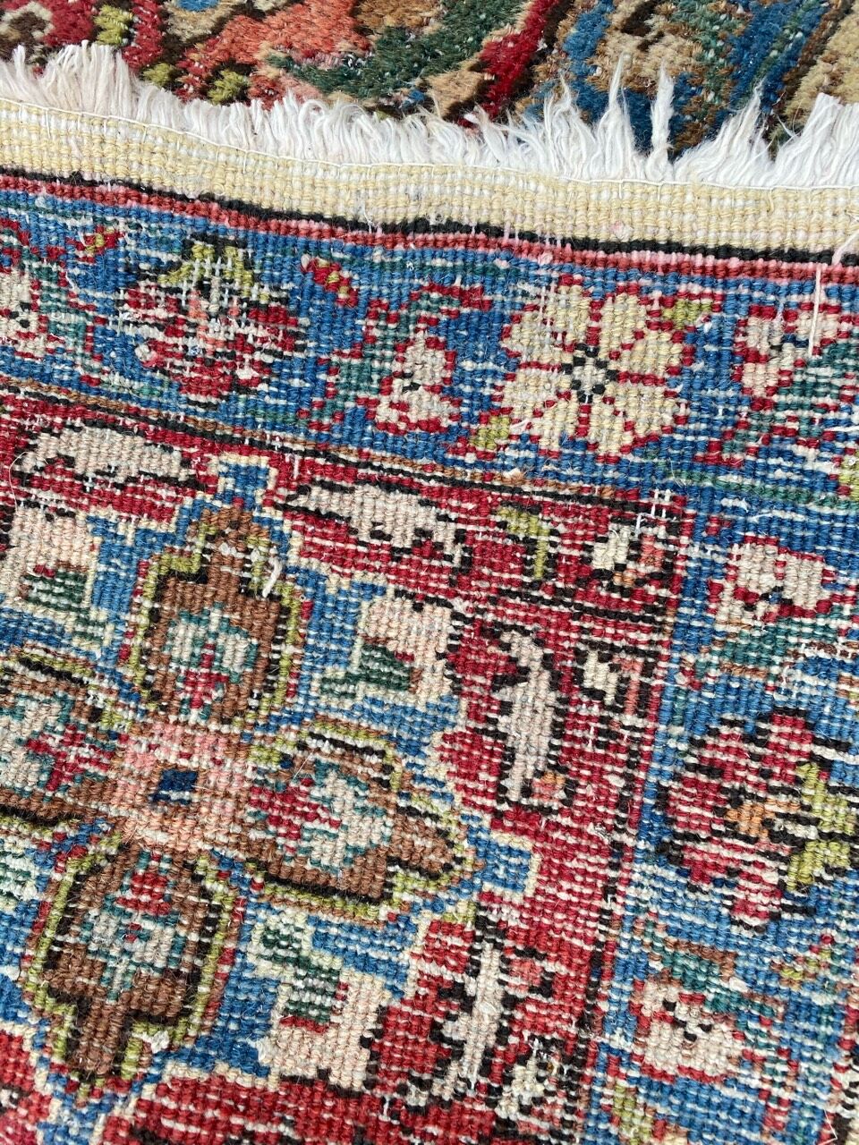 Large ancient Persian carpet Tabriz 240x320 cm