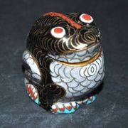 Boite statuette de grenouille en laiton émaux cloisonnée Porte-bonheur