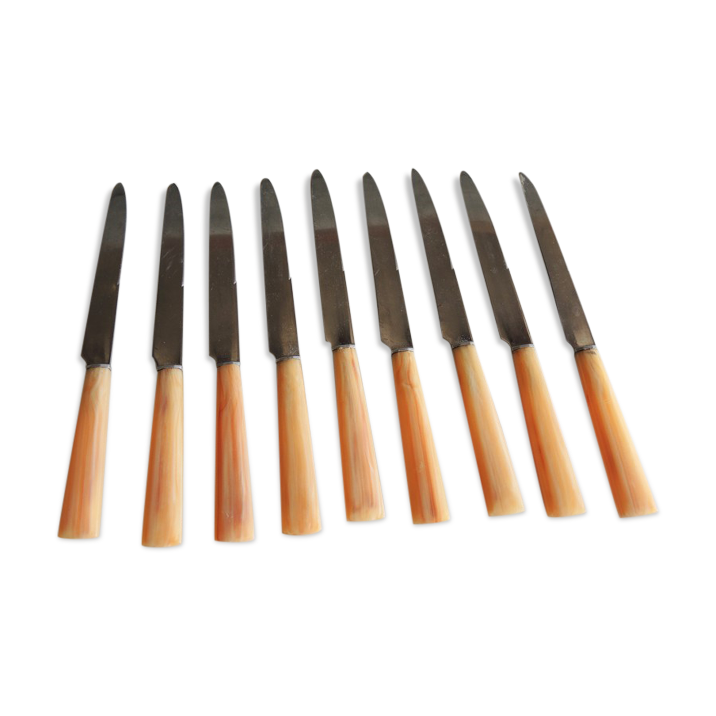 9 Old Stainless Steel And Bakelite Table Knives