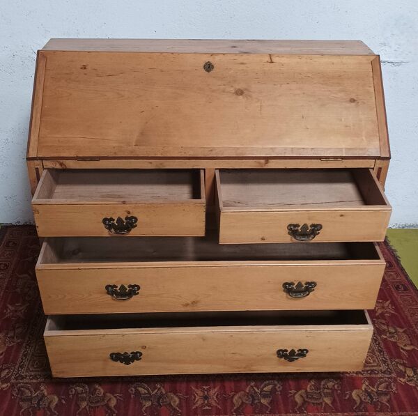 Bureau de pente, scriban en pin XIXème