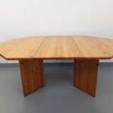 Vintage octagonal dining table from the 1980s in pine with an extension.