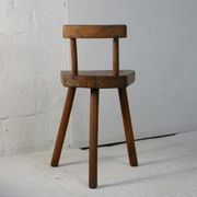 Paire de tabourets tripodes à dossier brutalistes, France, circa 1960