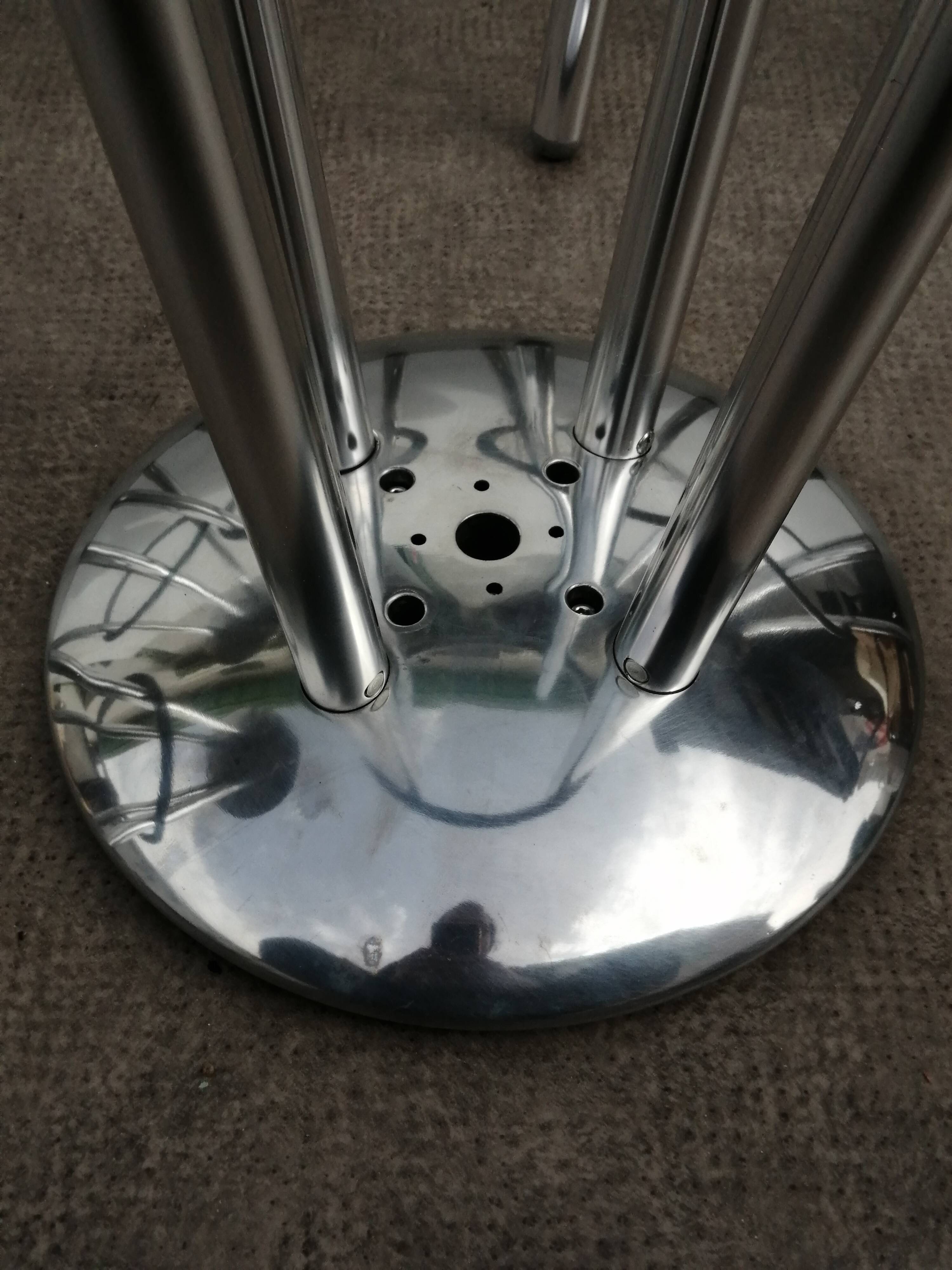 Set of 6 aluminum and wood bar stools in the Amat-3 style for Knoll, vintage 1990