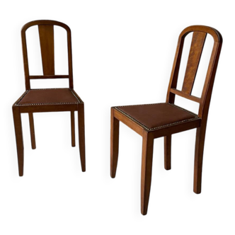 Set of 2 wooden chairs with studded leather.