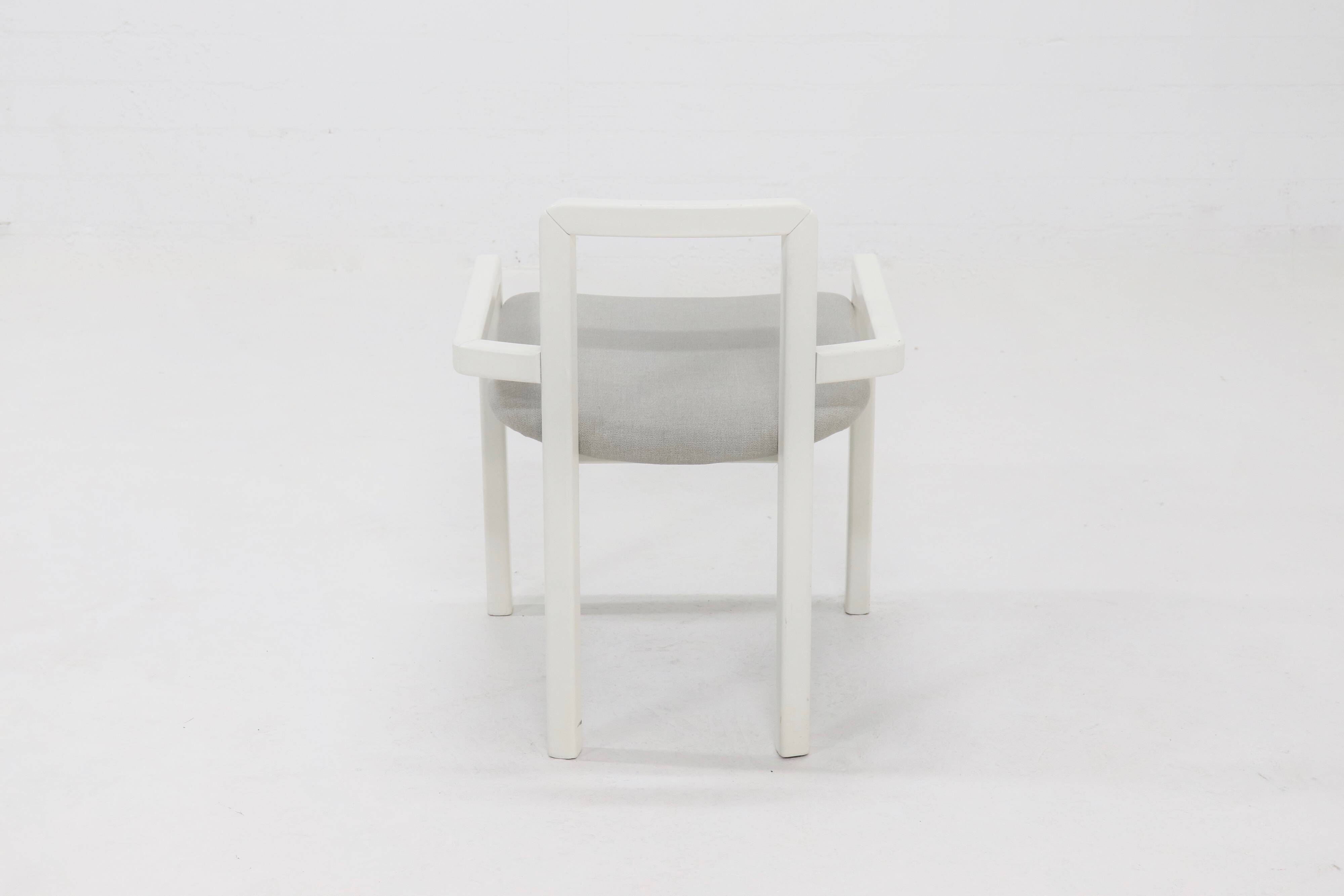 Chaise d'appoint moderne Posy en bois laqué blanc années 1980