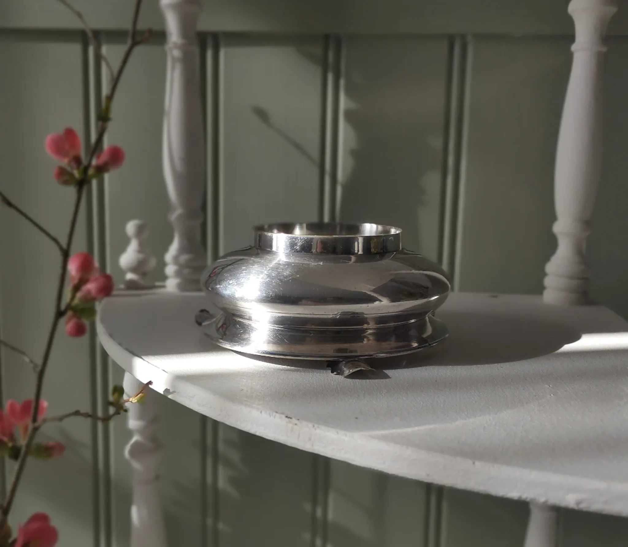 Small antique silver-plated metal ashtray English E.P.N.S.