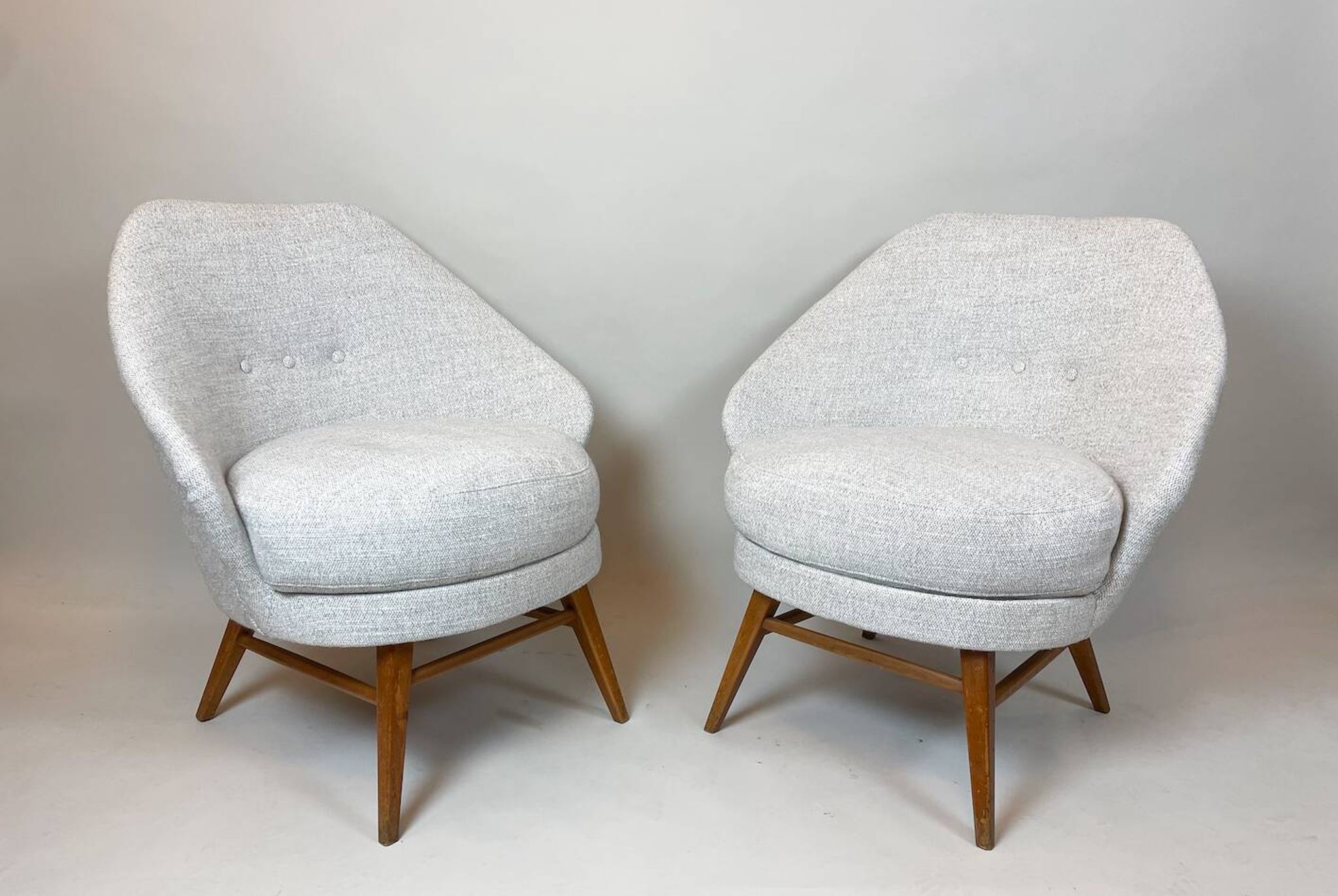 Mid-Century Modern Pair of Armchairs, Austro-Hungarian, 1960s - New Upholstery