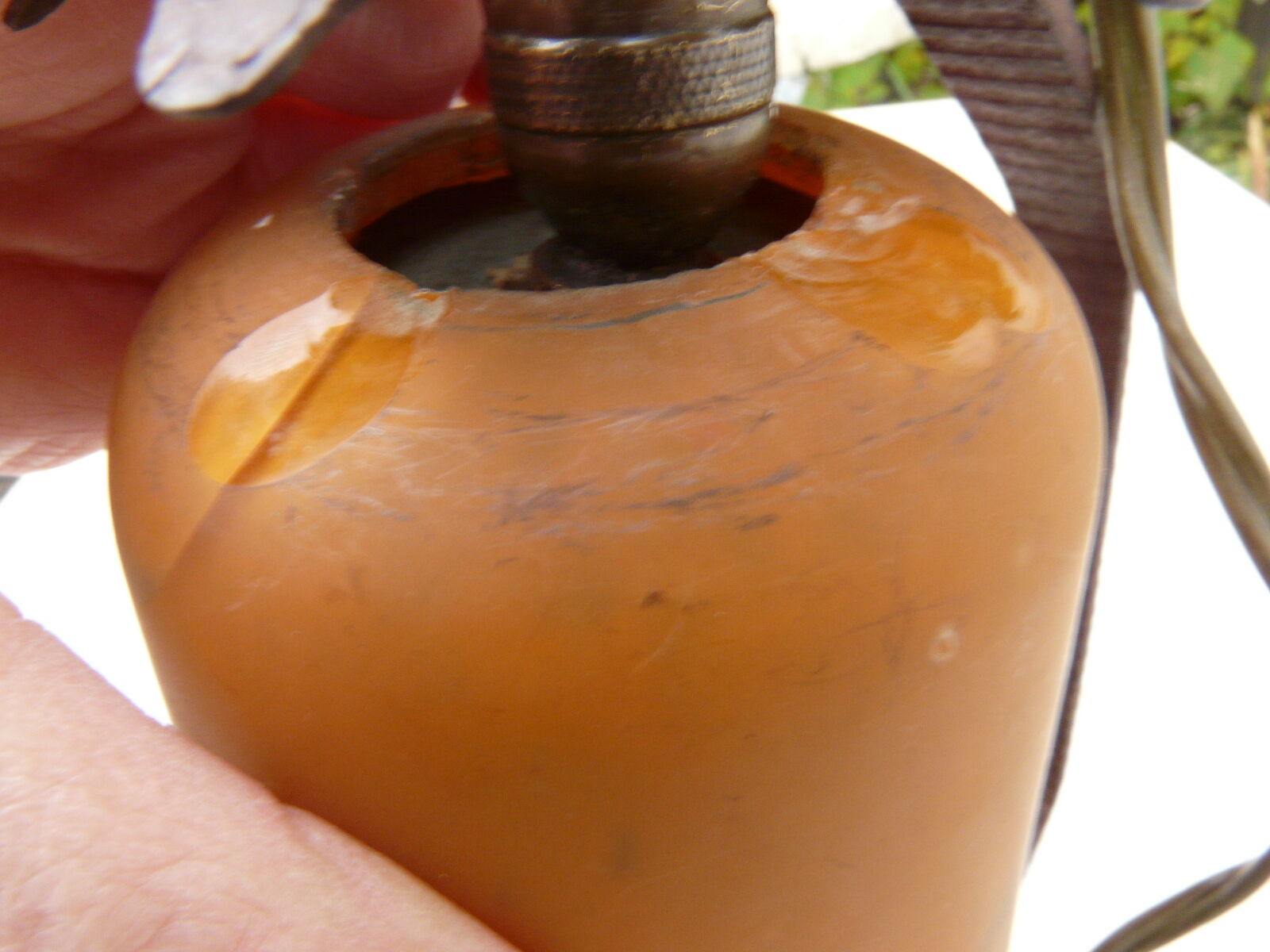 Art Deco lamp in glass paste and wrought iron with leaves
