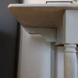 Table d'appoint patinée gris