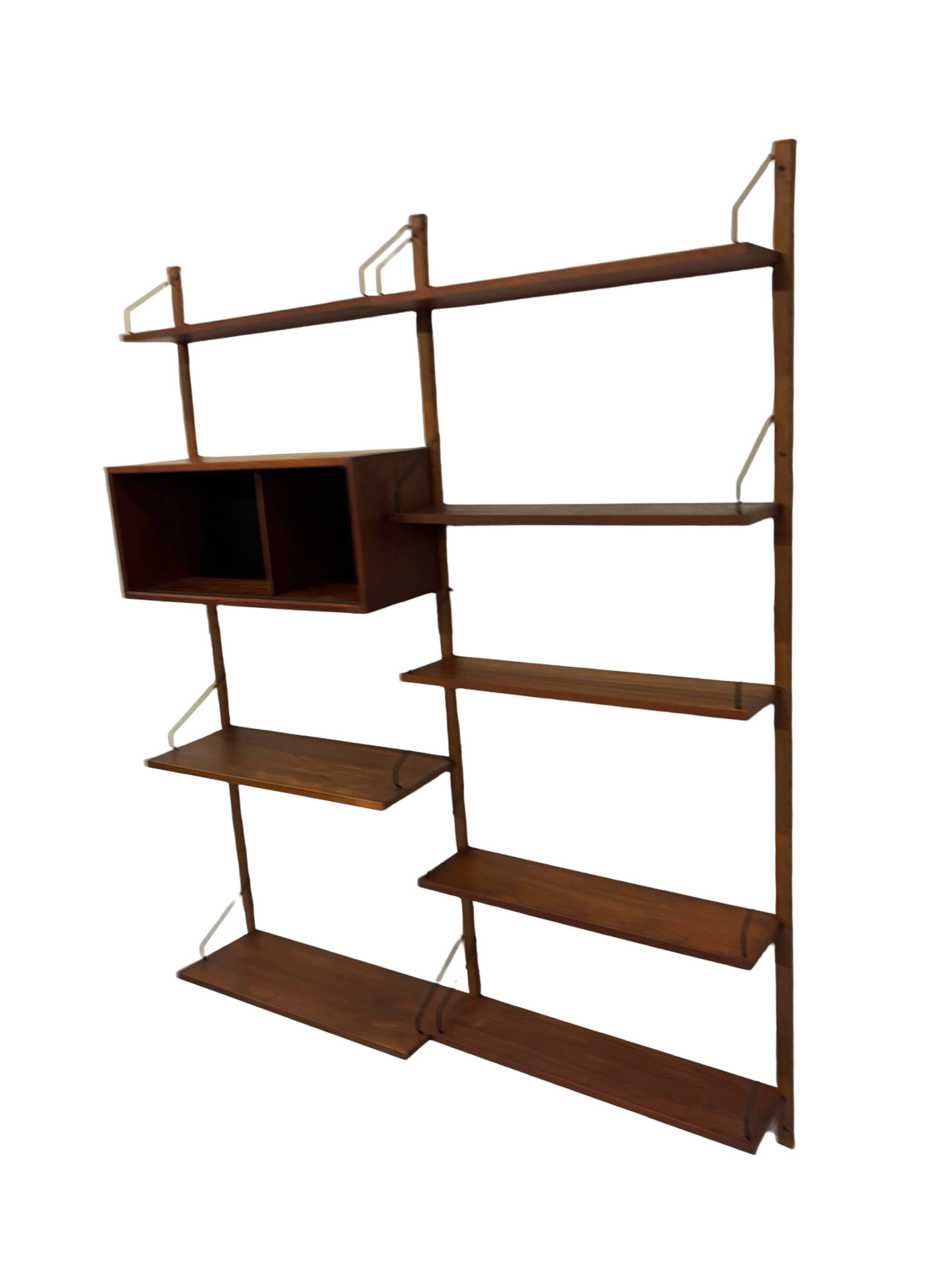 Vintage Poul Cadovius Royal System wall system wall unit