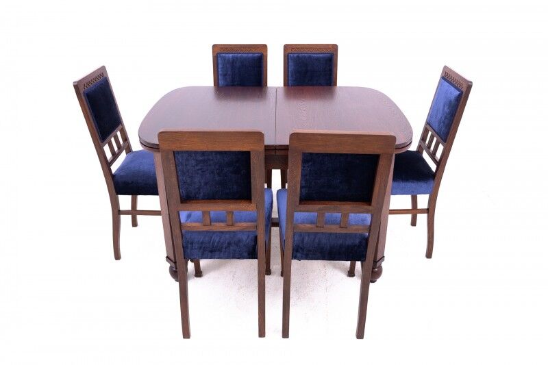 Table et chaises Art nouveau des années 1930. Après rénovation.