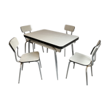 Set table and chairs in formica