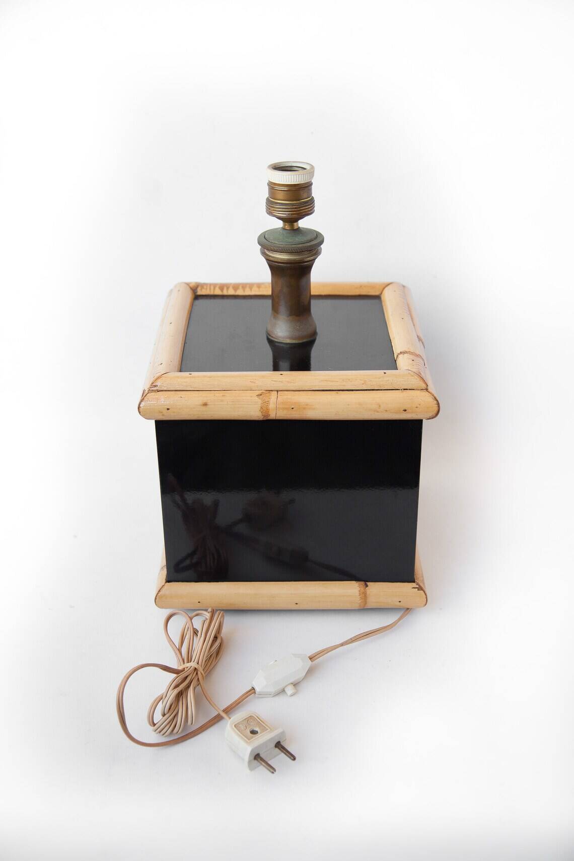 Tommaso Barbi style lamp, table lamp, living room lamp, black lacquered and bamboo square foot lamp