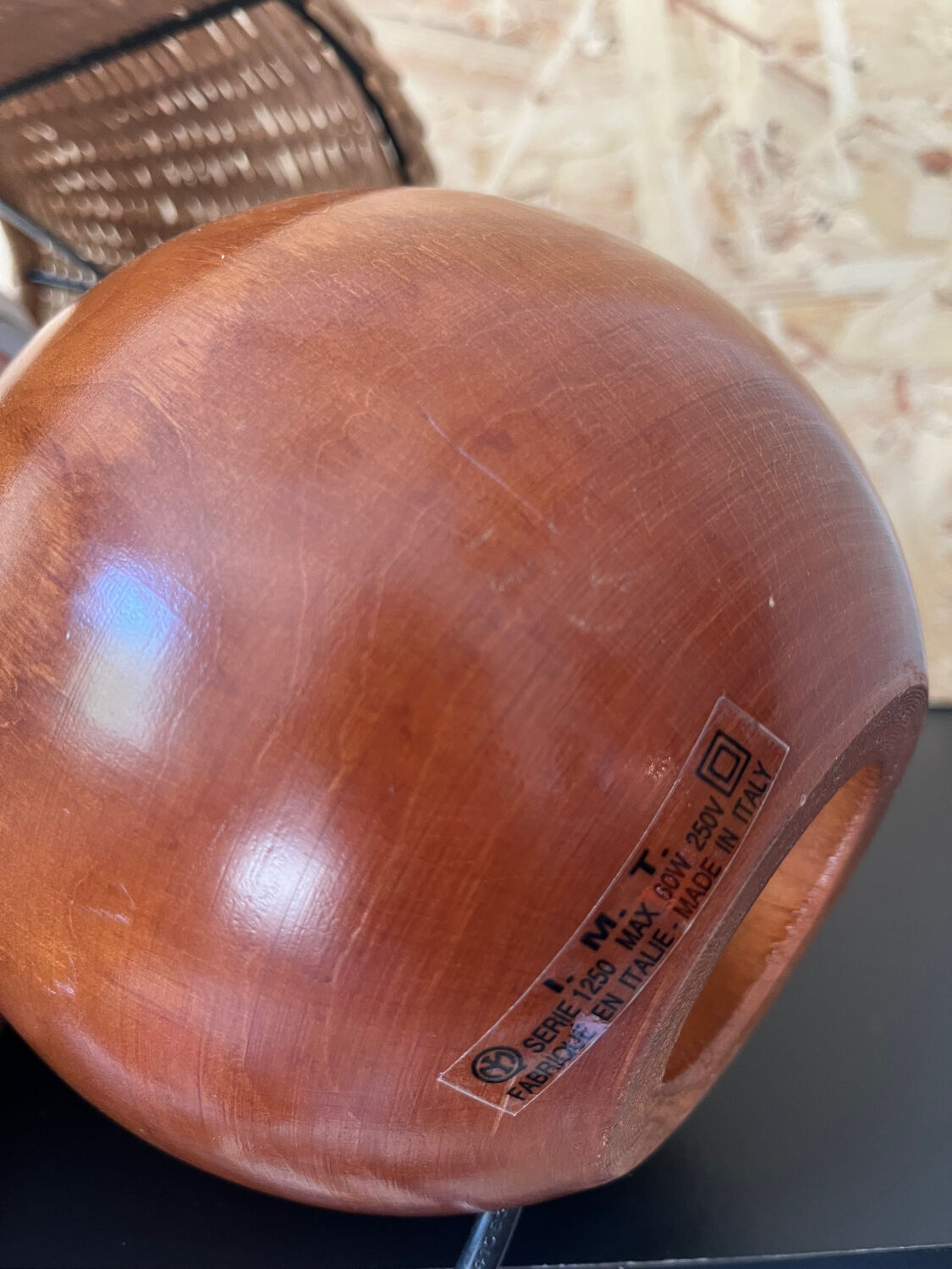 Wooden ball lamp