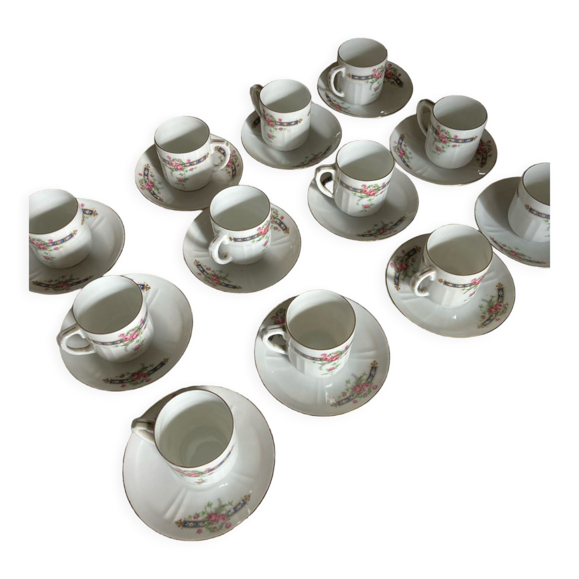 Set of dishes