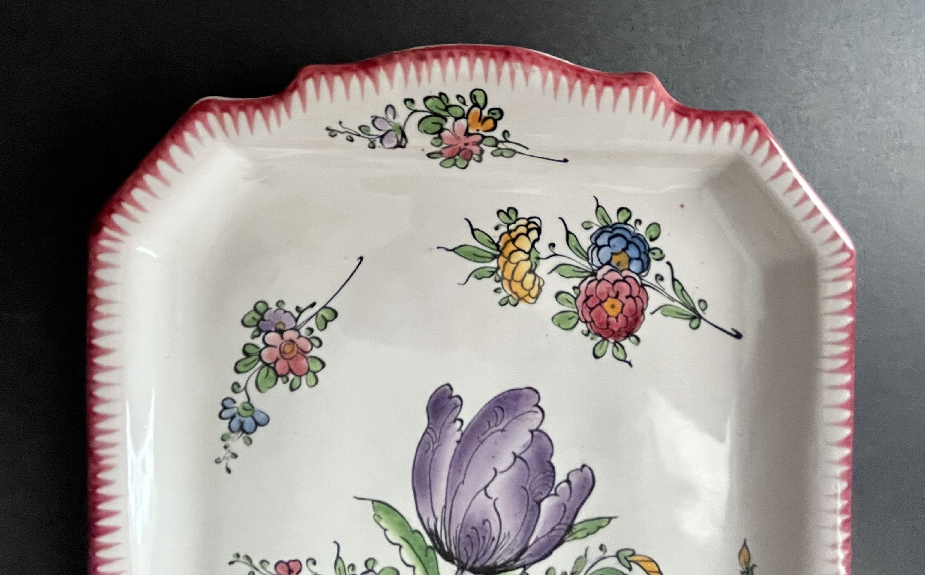 Cake dish