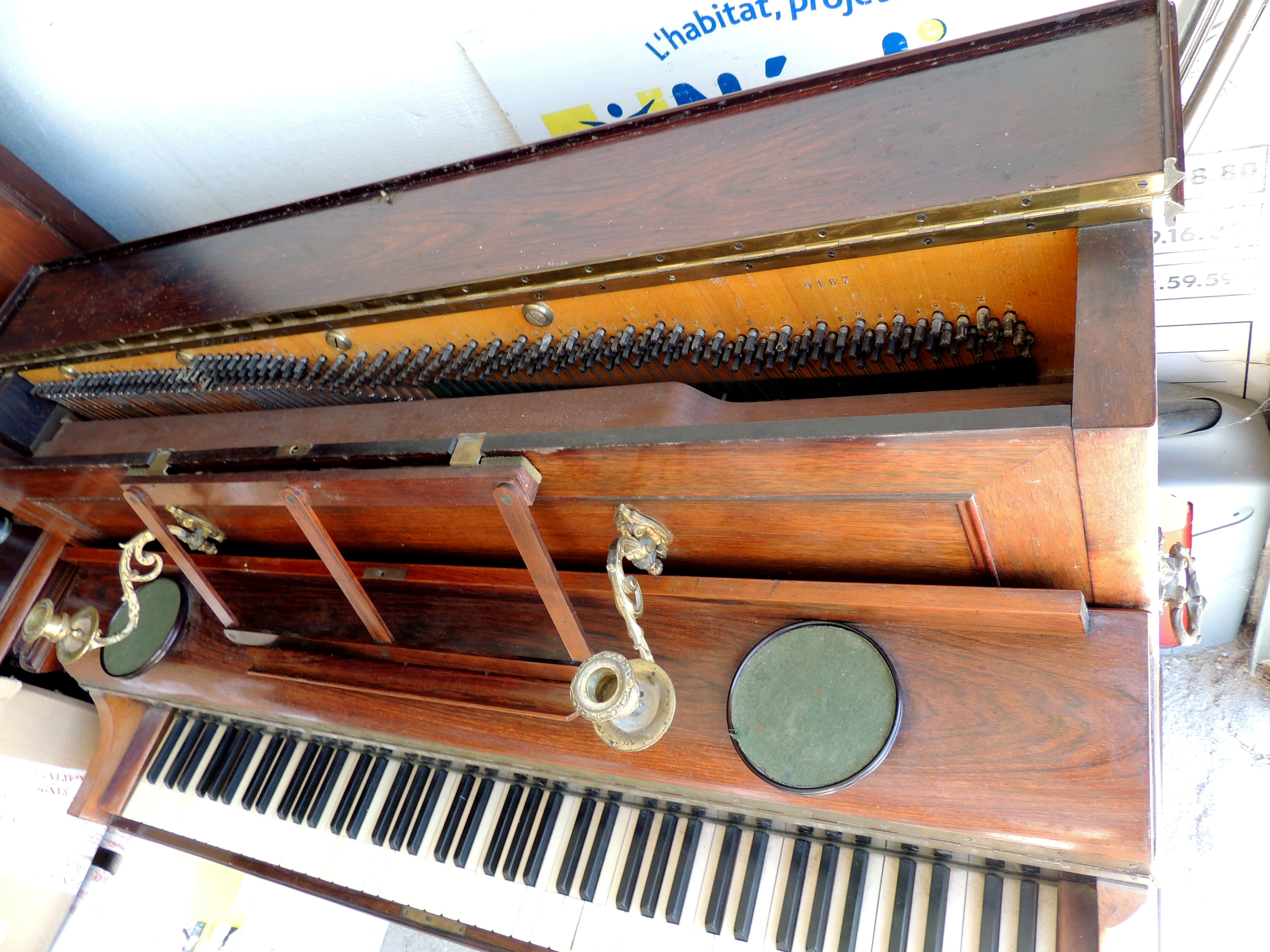 Piano brand E-Mussard Paris