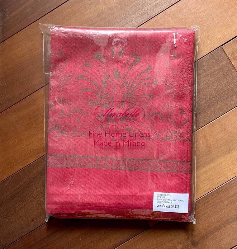 Mirabello Jacquard Tablecloth 180 cm x 278 cm